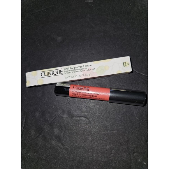 Clinique Chubby Plump And Shine Portly‎ Peach 03 New - Picture 1 of 1